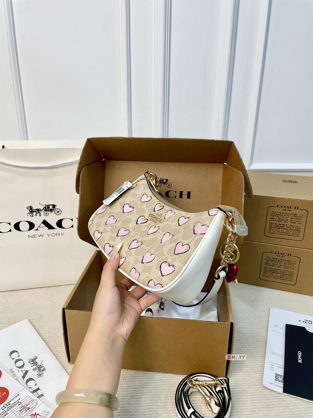 Heart Print Canvas Shoulder Bag 298079