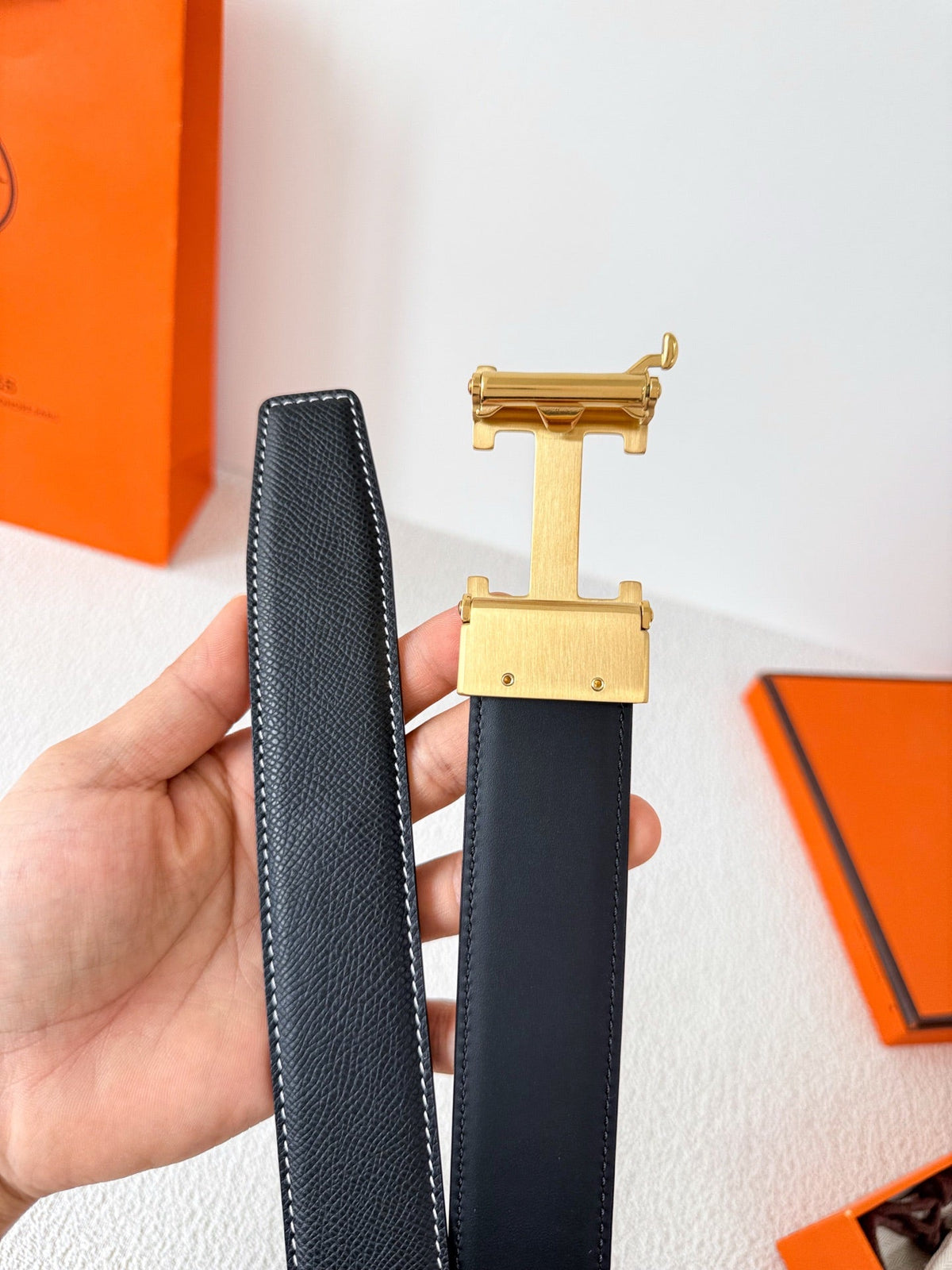 Luxury Black Leather Belt with Gold H Buckle Width 3.5cm