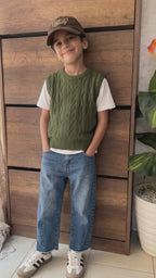 Heritage+ ( Knitted vest + Barrel pants )