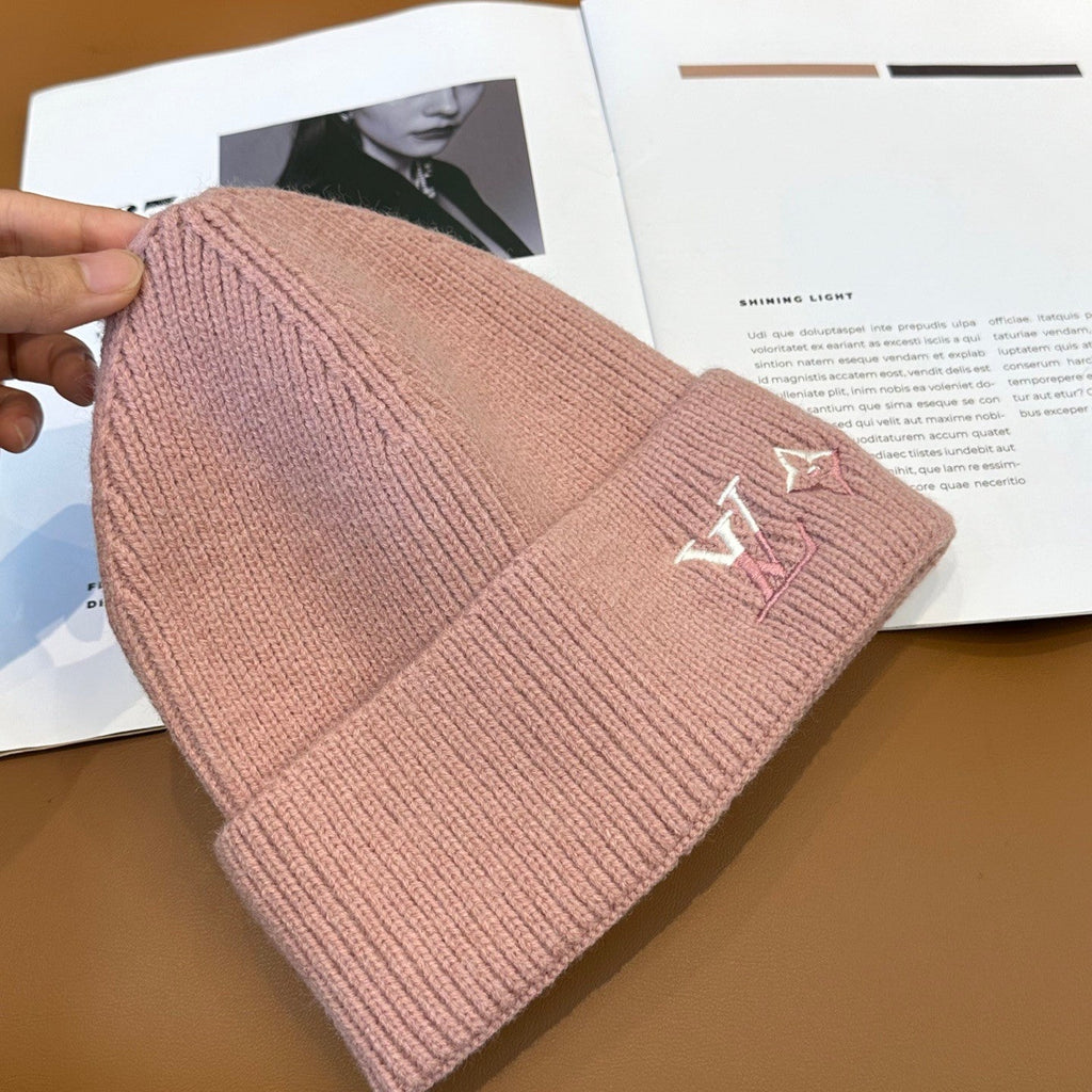 l/v Knit Beanie in Pink